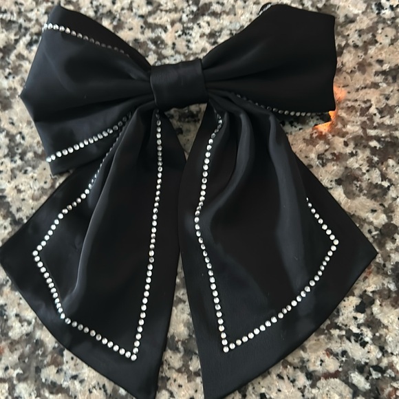 None Accessories - Cute Hair Bow